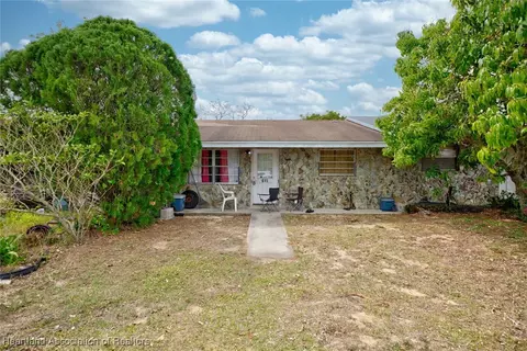 615 Denise Ave, Sebring, FL 33870