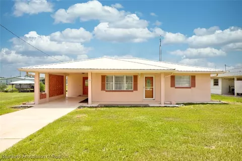 133 Dominion St, Lorida, FL 33857