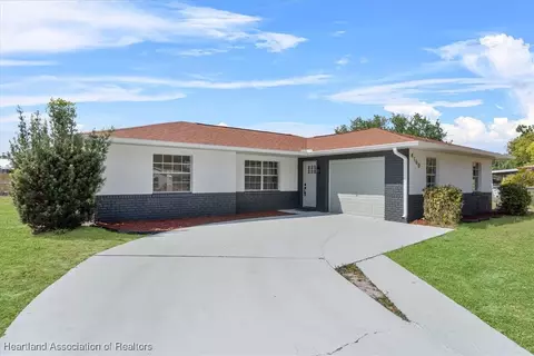 4160 Bianca St, Sebring, FL 33872