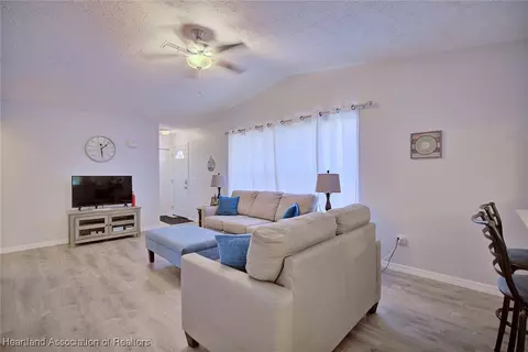 Living - 5603 Granada Blvd, Sebring, FL 33872 photo 2 of 4
