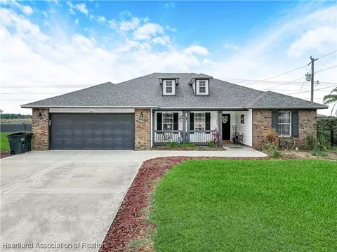 2941 Fairway Ln, Bowling Green, FL 33834