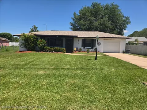 1621 Buck St, Lake Placid, FL 33852