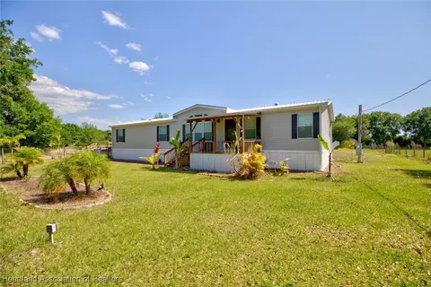 3201 Pamela Dr, Lorida, FL 33857 photo 4