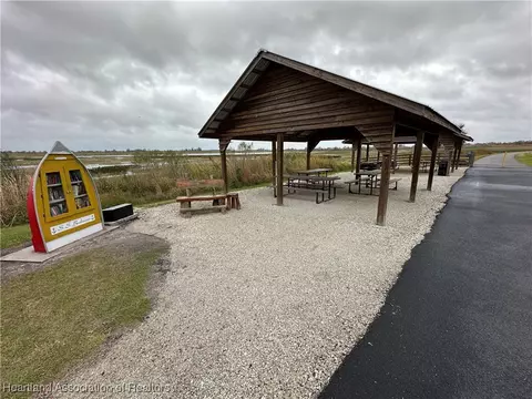 Exterior - 7700 Granada Rd, Sebring, FL 33876 photo 5 of 6