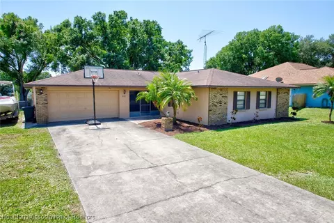2211 Pinewood Blvd, Sebring, FL 33870