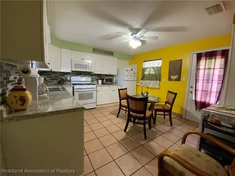 10 Bruce Ave, Frostproof, FL 33843 photo 5