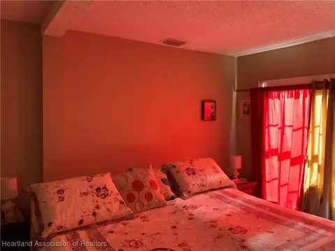 10 Bruce Ave, Frostproof, FL 33843 photo 9