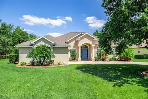 7078 Strafford Oaks Dr, Sebring, FL 33875
