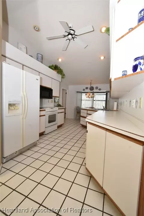 4310 Duffer Loop, Sebring, FL 33872 photo 16
