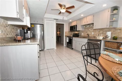 4201 Duffer Loop, Sebring, FL 33872 photo 10