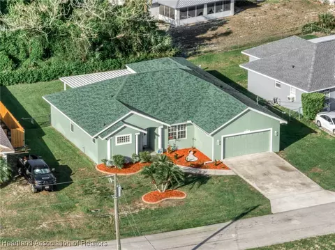 4608 Whiting Dr, Sebring, FL 33870