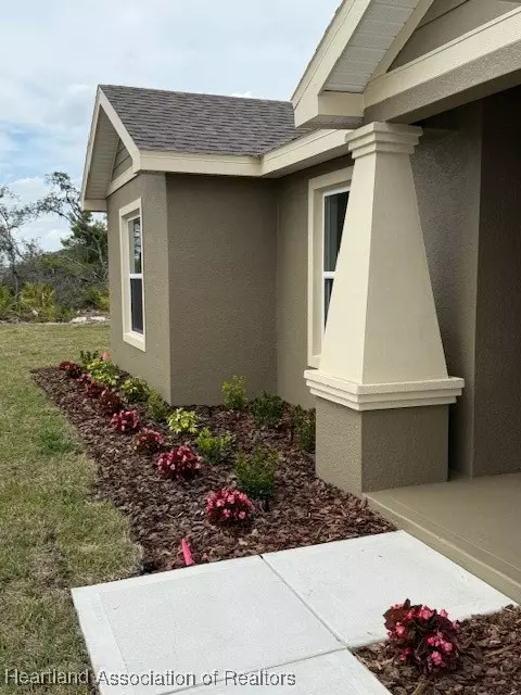 5009 San Ignacio Dr, Sebring, FL 33872 photo 2