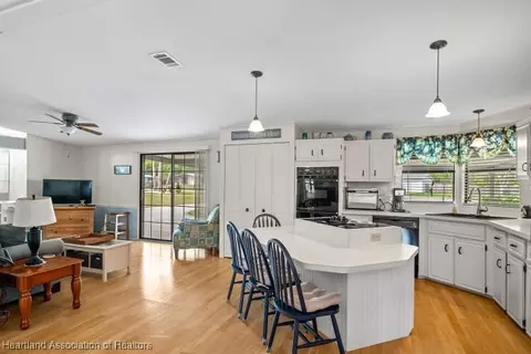 475 Hickory Ridge Dr, Sebring, FL 33876 photo 7