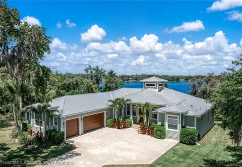 7354 Red Beach Ct, Sebring, FL 33876