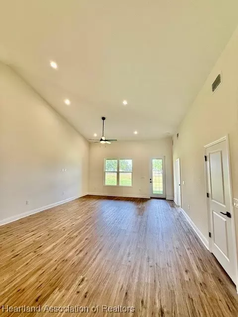 5279 Pebble Beach Dr, Sebring, FL 33872 photo 12