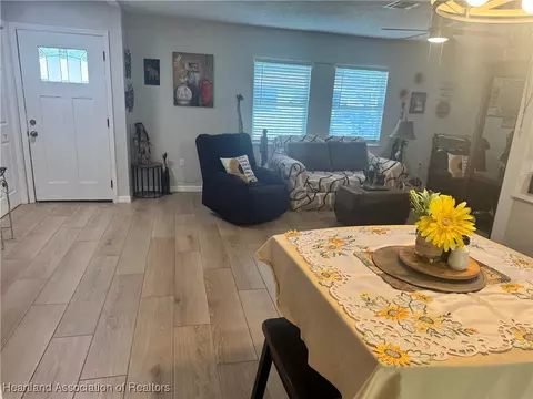 4128 Capri St, Sebring, FL 33872 photo 6