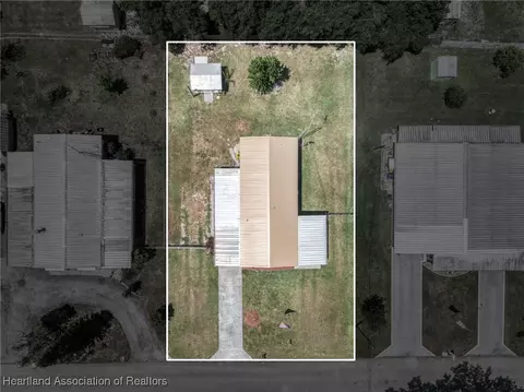 205 Pine Tree Ln, Sebring, FL 33872 photo 13