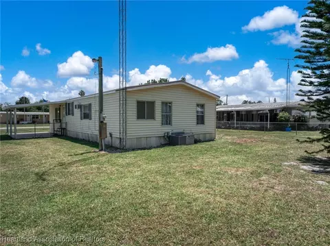 205 Pine Tree Ln, Sebring, FL 33872 photo 6