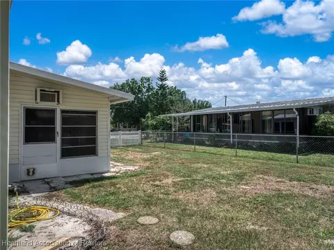 205 Pine Tree Ln, Sebring, FL 33872 photo 8
