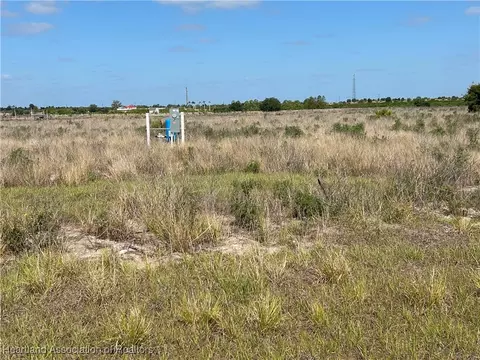 6219 Farmgirl Ave, Venus, FL 33960