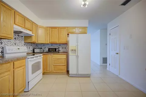 2015 Colmar Ave, Sebring, FL 33870 photo 12