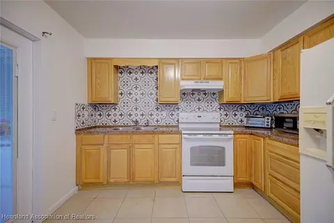 2015 Colmar Ave, Sebring, FL 33870 photo 11
