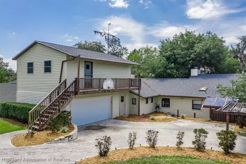28 Lake June Rd, Lake Placid, FL 33852