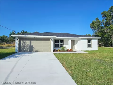 2859 N Lancaster Rd, Avon Park, FL 33825
