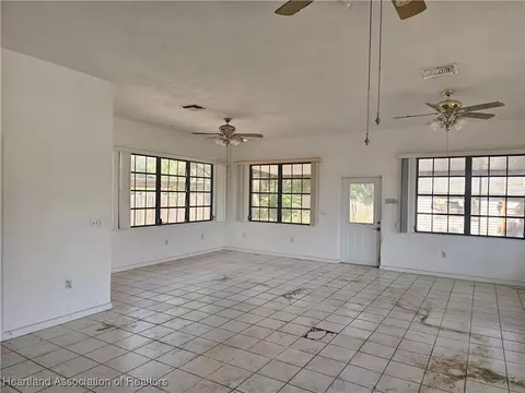 Living - 1237 Hitakee Ave, Sebring, FL 33870 photo 4 of 5