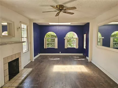 Living - 1237 Hitakee Ave, Sebring, FL 33870 photo 1 of 5