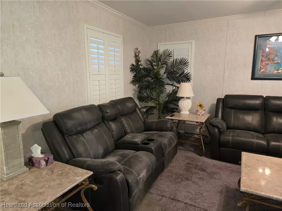  303 Yellow Willow St, Sebring, FL 33870 photo 7