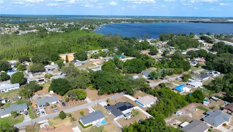 View/Area - 2652 Dolphin Dr, Sebring, FL 33870 photo 2 of 3