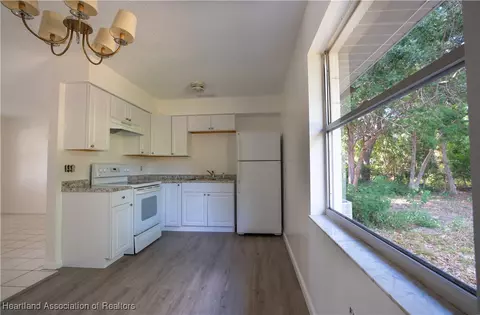 Kitchen - 2652 Dolphin Dr, Sebring, FL 33870 photo 1 of 2