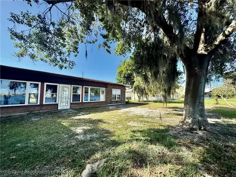 Exterior - 740 Killarney Dr, Sebring, FL 33870 photo 5 of 5