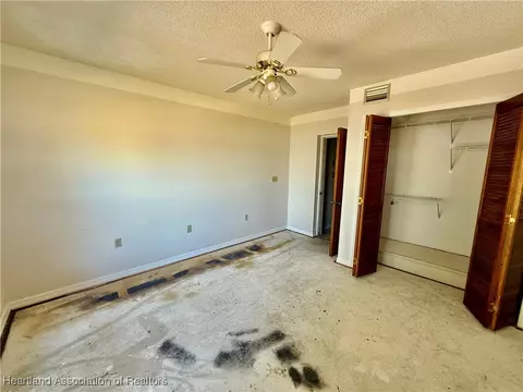 Bedroom - 740 Killarney Dr, Sebring, FL 33870 photo 2 of 6