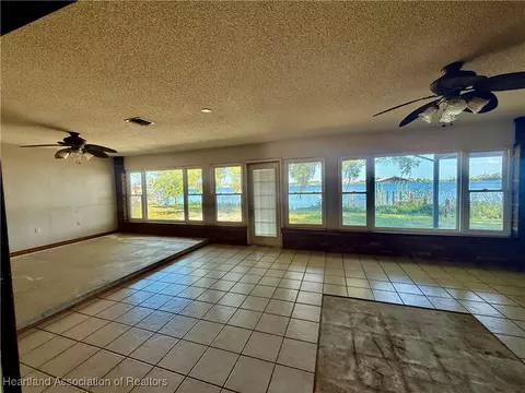 Living - 740 Killarney Dr, Sebring, FL 33870 photo 3 of 6