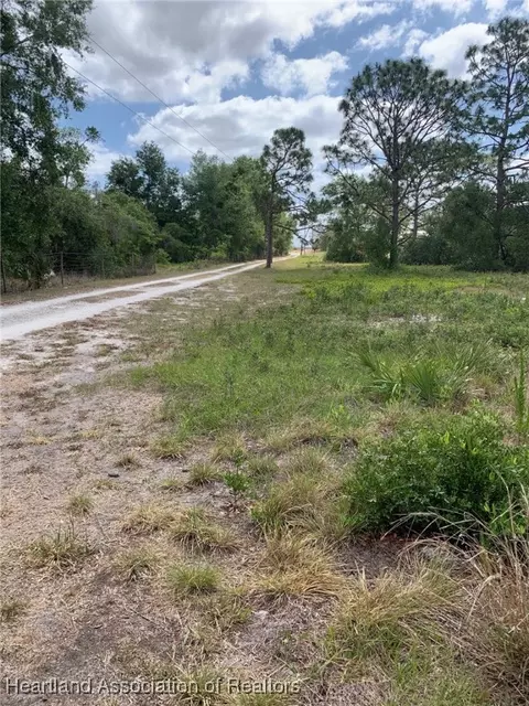 1986 Hurst Rd, Sebring, FL 33870 photo 2