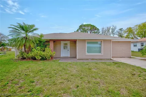 4125 Capri St, Sebring, FL 33872 photo 1