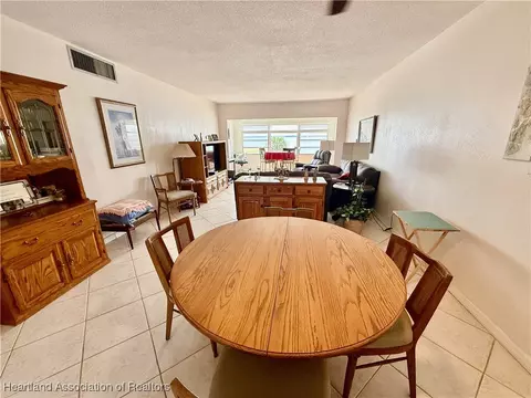 Dining - 2131 Lakeview Drive 308, Sebring, FL 33870 photo 1 of 3