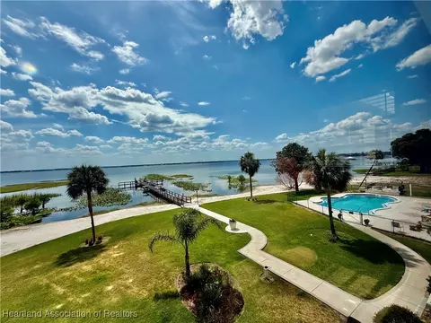 View/Area - 2131 Lakeview Drive 308, Sebring, FL 33870 photo 3 of 8