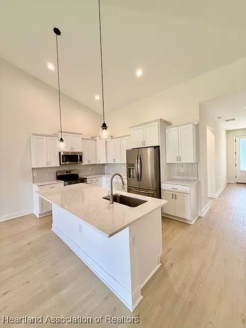 5273 Pebble Beach Dr, Sebring, FL 33872 photo 10