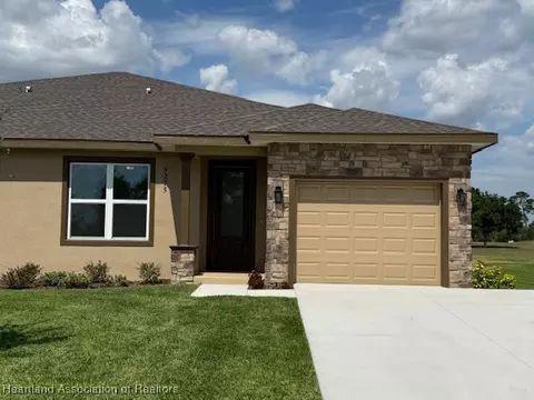 5275 Pebble Beach Dr, Sebring, FL 33872 photo 2