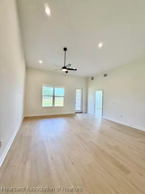 5275 Pebble Beach Dr, Sebring, FL 33872 photo 12