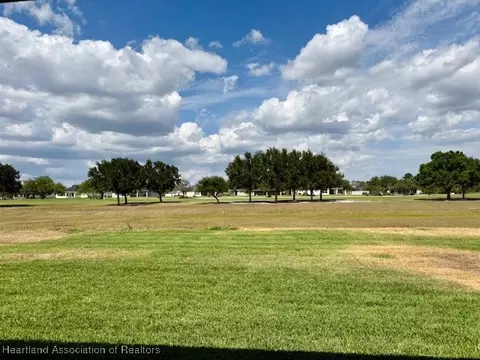 5275 Pebble Beach Dr, Sebring, FL 33872 photo 3