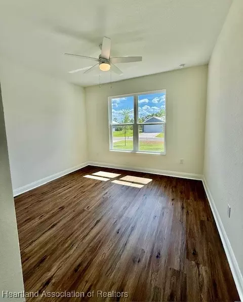 5277 Pebble Beach Dr, Sebring, FL 33872 photo 9