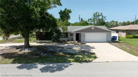 300 Whatley Blvd, Sebring, FL 33870