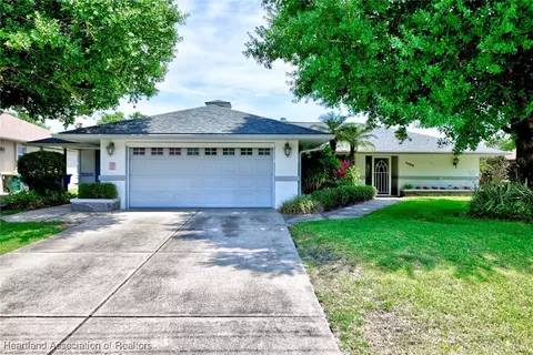 4089 Santa Barbara Dr, Sebring, FL 33875