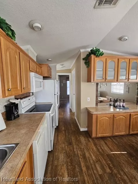 12 Sailfish Dr, Sebring, FL 33875 photo 6