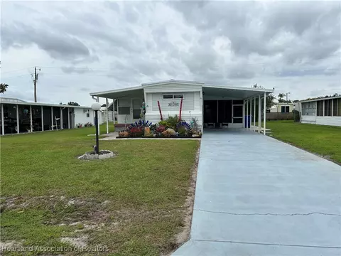 2007 E Robin Ave, Sebring, FL 33870