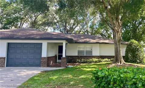 2527 Davis Cir, Sebring, FL 33870